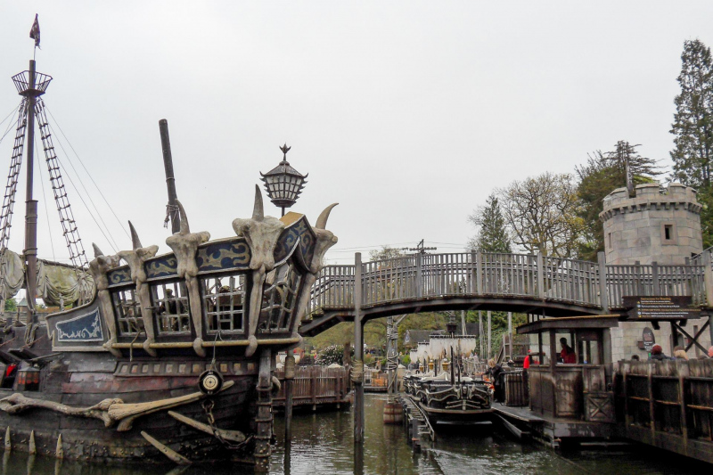 Battle Galleons