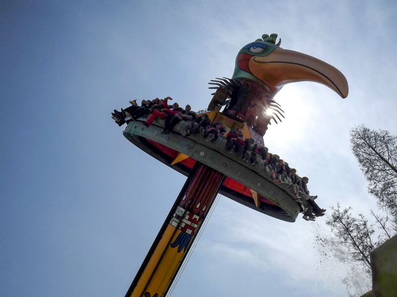 El Volador • HUSS Topple Tower