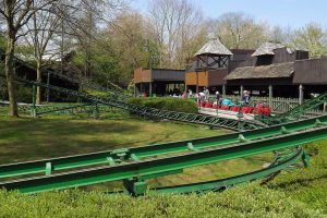 Keverbaan • Zierer Tivoli Coaster