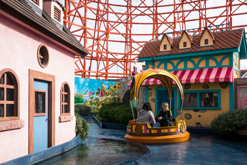 Dora\'s World Voyage