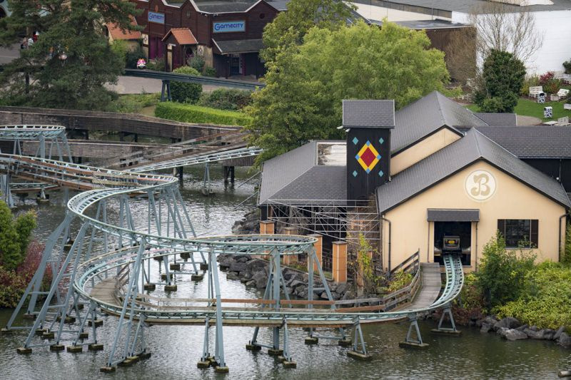 Bob Express • Mack Rides Powered Coaster • Bobbejaanland