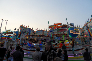 Happy Traveller (Gack) • HUSS Break Dance