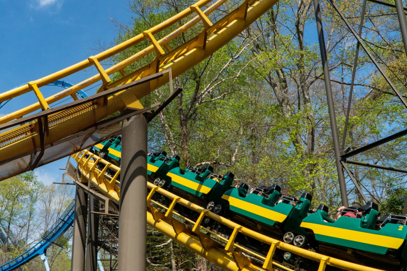 Loch Ness Monster • Arrow Looping Coaster