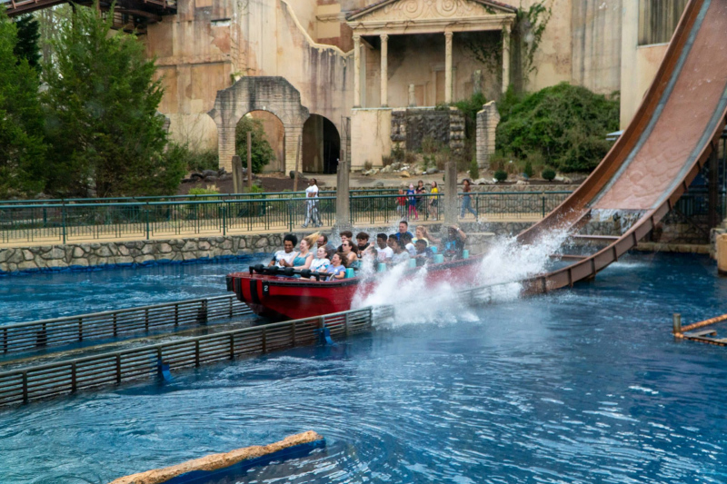Escape from Pompeii • Intamin Spillwater