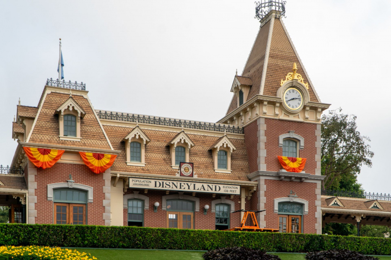 Disneyland Railroad