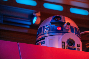 Star Tours: L\'aventure continue