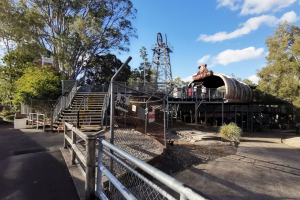 Giant Drop • Intamin Giant Drop