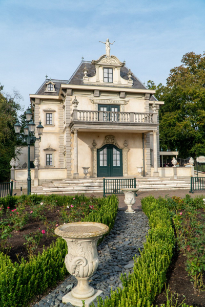 Villa-Volta