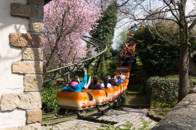 Rasender Tausendfüßler • Zierer Tivoli Coaster