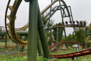 Hals über Kopf • Vekoma Suspended Thrill Coaster