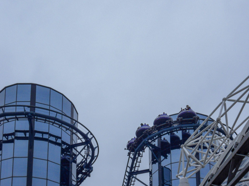 Euro Mir • Mack Rides Spinning Coaster