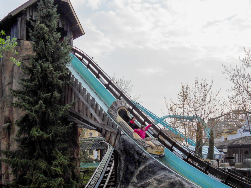 Tiroler Wildwasserbahn • Mack Rides Log Flume