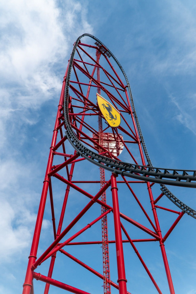 Red Force • Intamin LSM Launch Coaster • Ferrari Land
