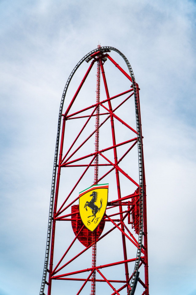 Red Force • Intamin LSM Launch Coaster • Ferrari Land