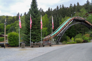 Wildwasserbahn • Arrow/Mack Rides Log Flume