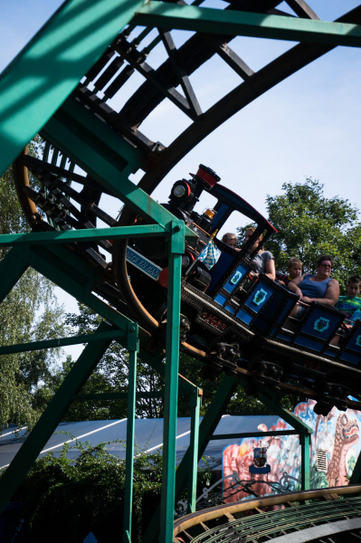 Blauer Enzian • Mack Rides Powered Coaster