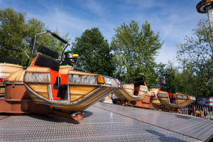 Break Dance • HUSS Break Dance