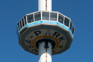 Holsteinturm • HUSS Sky Tower