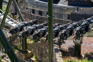 Flug der Dämonen • B&M Wing Coaster