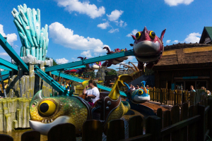 Raffnuss und Taffnuss Wasserflieger • Zierer Flying Fish