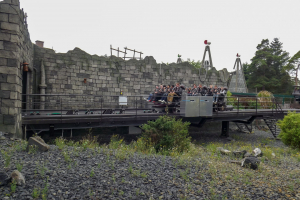 Krake • B&M Dive Coaster