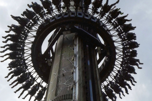 Scream • Intamin Gyro Drop Tower