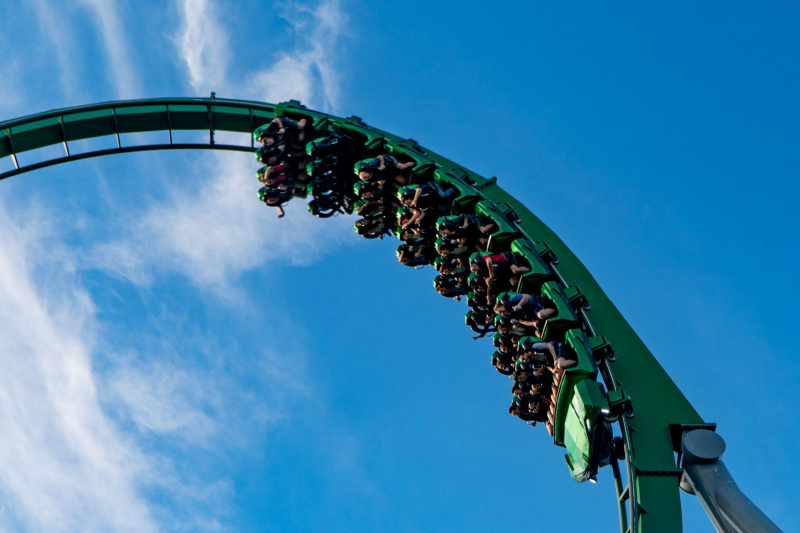 The Incredible Hulk Coaster • B&M Sitting Coaster
