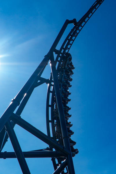 Jurassic World: VelociCoaster • Intamin LSM Launch Coaster