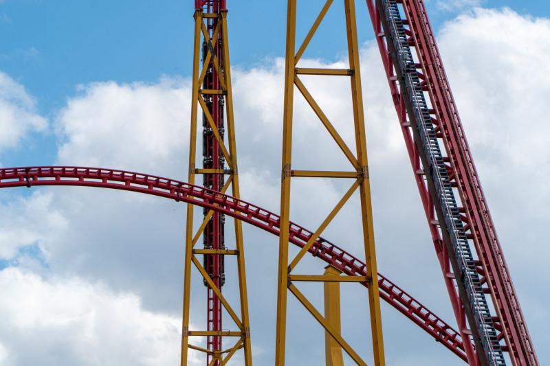 Intimidator 305