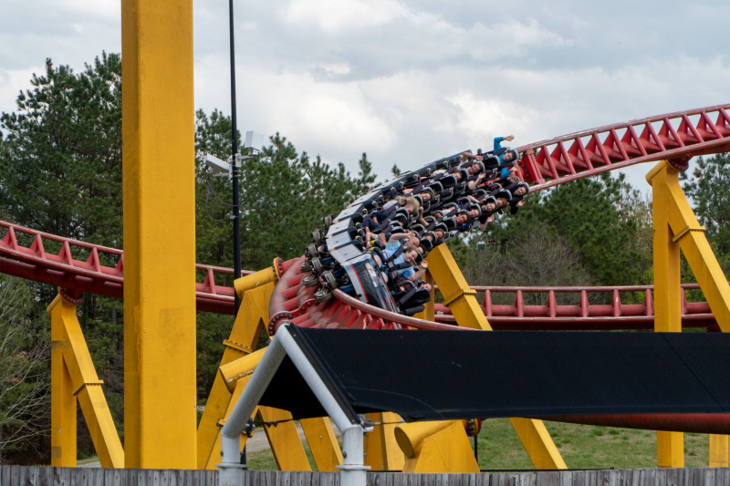 Intimidator 305