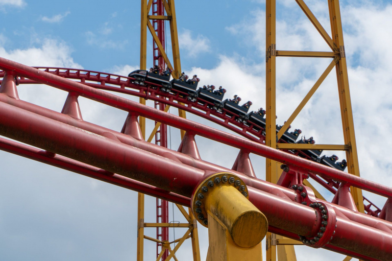 Intimidator 305