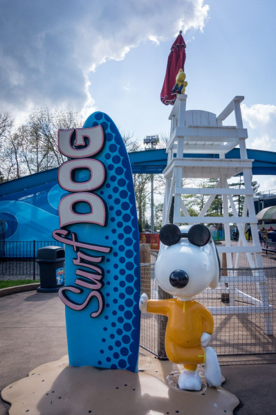 Surf Dog • Zamperla Skater Coaster