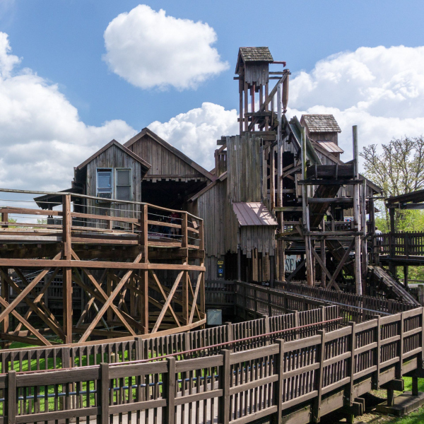 The Beast • In-House built Wooden Coaster