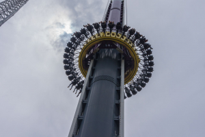 Drop Tower • Intamin Gyro Drop