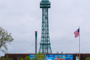 Eiffel Tower • Intamin Tower