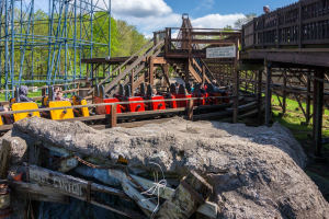 The Beast • In-House built Wooden Coaster
