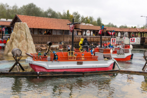 Käpt'n Nick's Piratenschlacht • Mack Rides Splash Battle