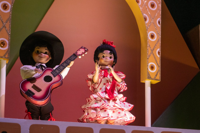 It's a small World