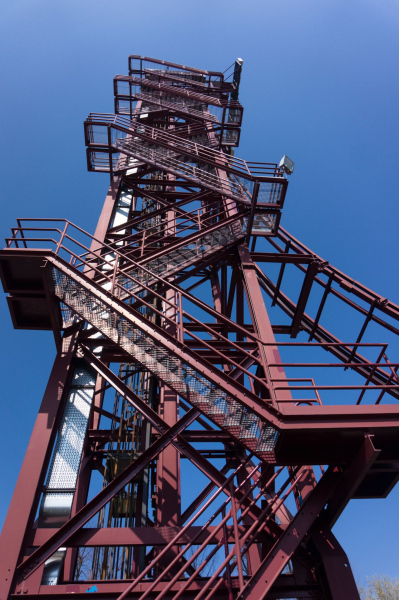 Hollywood Action Tower