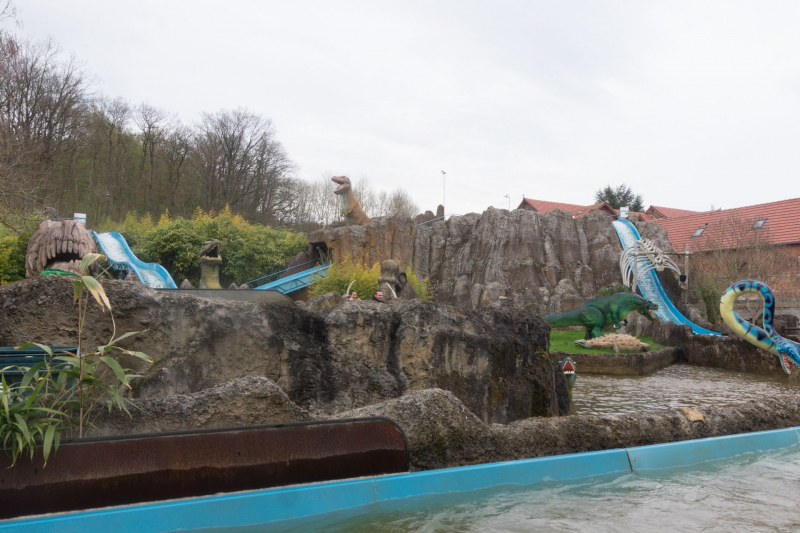 Dino Splash