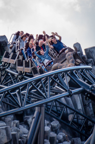 Taron • Intamin LSM Launch Coaster