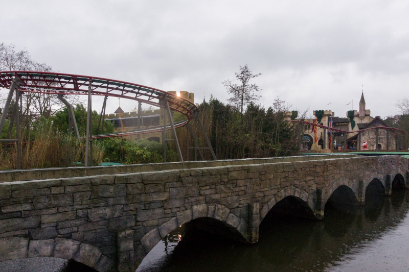 Draak • Mack Rides Powered Coaster