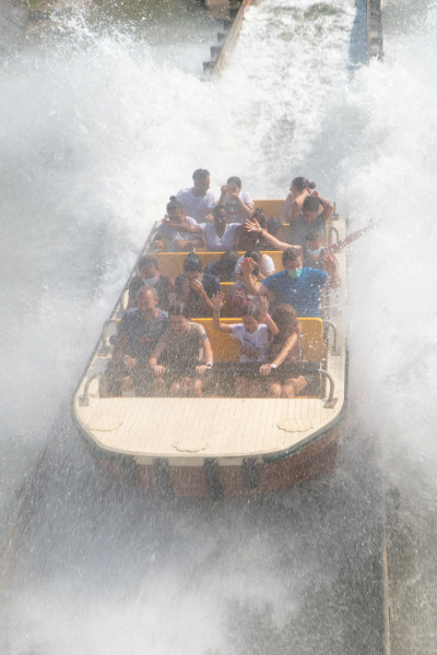 Tutuki Splash • Intamin Spillwater • Port Aventura Park