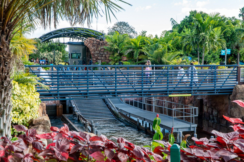 Infinity Falls • Intamin Rapids Ride
