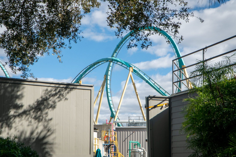 Kraken • B&M Floorless Coaster