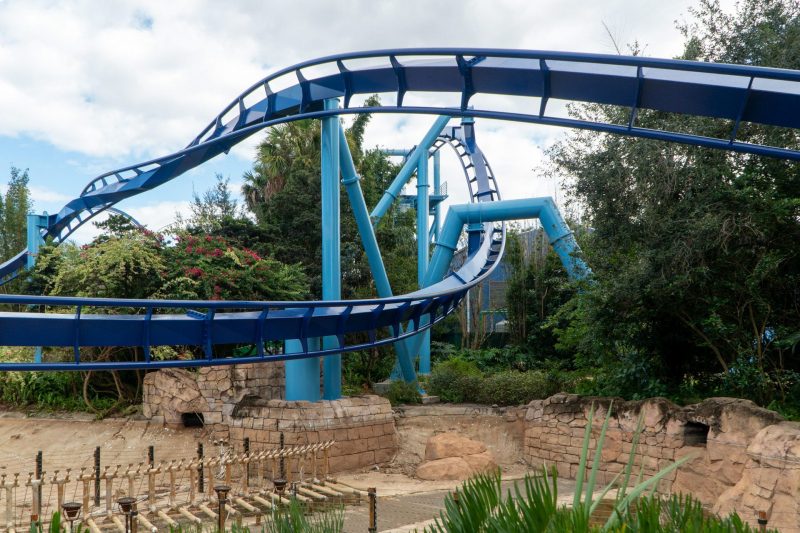 Manta • B&M Flying Coaster