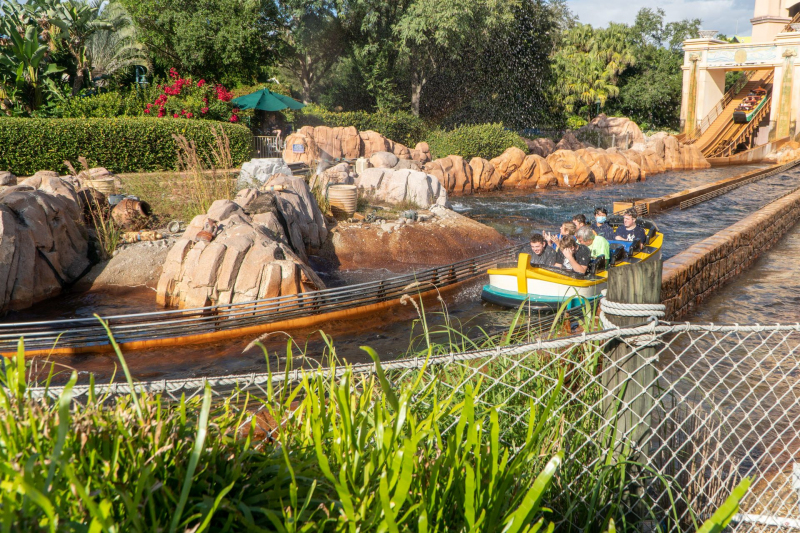 Journey to Atlantis • Mack Rides Water Coaster