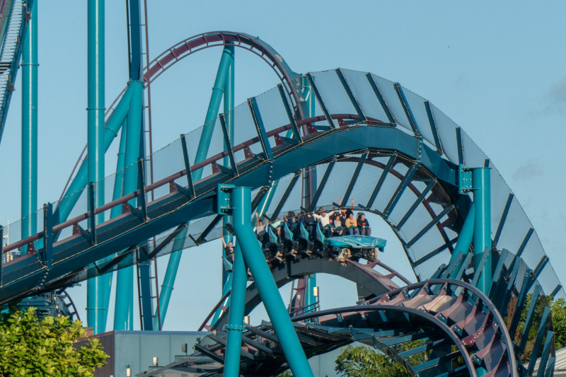 Mako • B&M Hyper Coaster