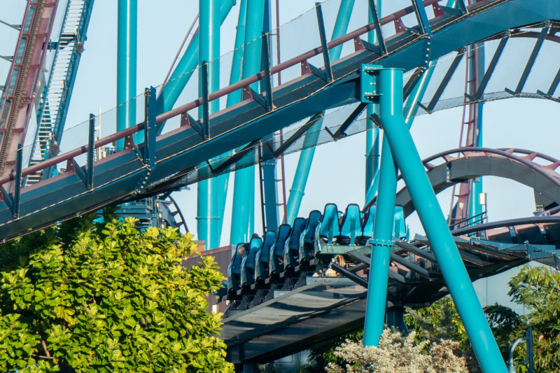 Mako • B&M Hyper Coaster