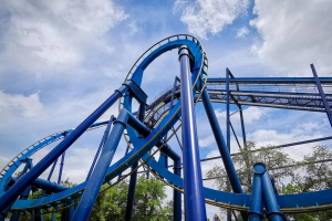 Great White • B&M Inverted Coaster